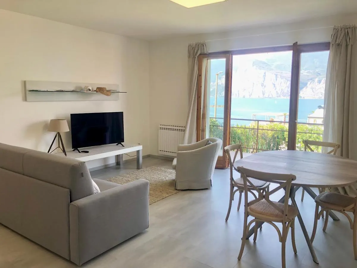 Panoramic Apartment Malcesine
